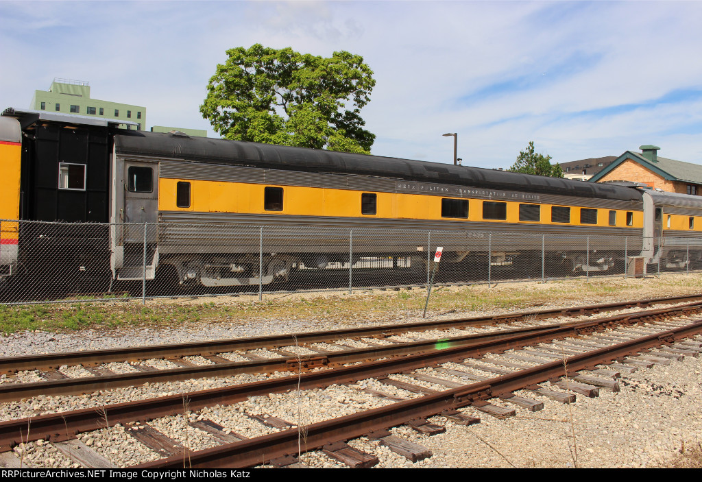 MTA Coach 2439